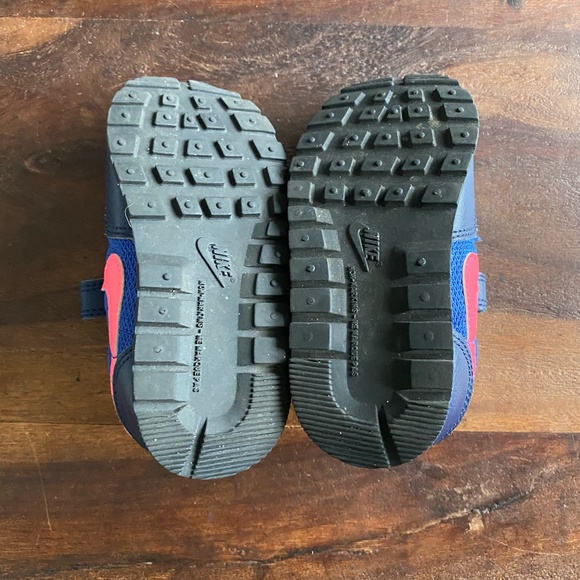 Nike Metro Plus Blue Pink 2 Strap Sneakers Easy Slip On Shoes Toddler Size 6C - Picture 6 of 7